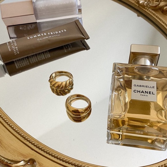 NEW 18K Gold Plated Croissant Dome Twist Rope Ring - Picture 2 of 13